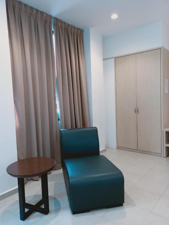 Golden View Serviced Apartments Tanjung Tokong Bagian luar foto