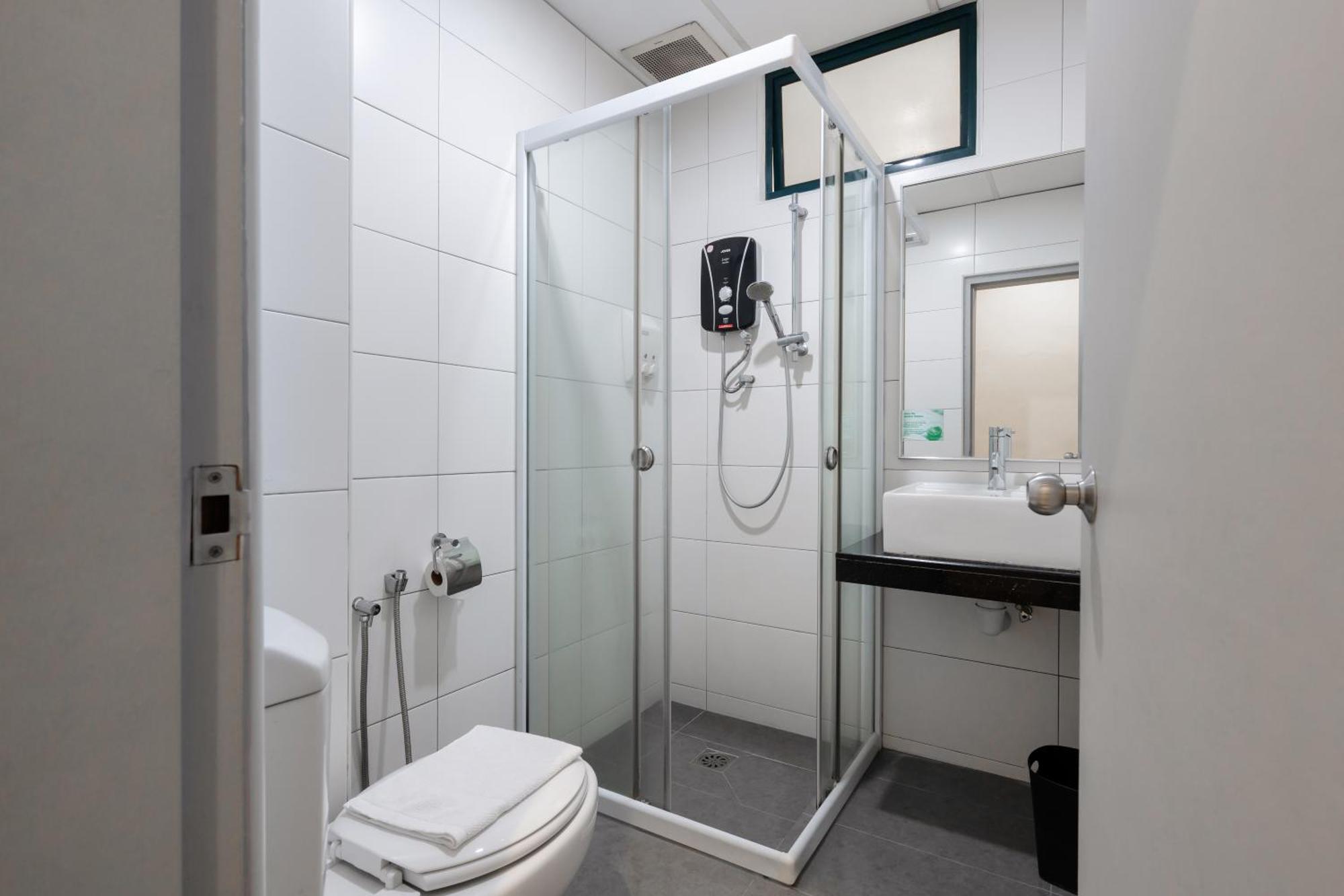 Golden View Serviced Apartments Tanjung Tokong Bagian luar foto