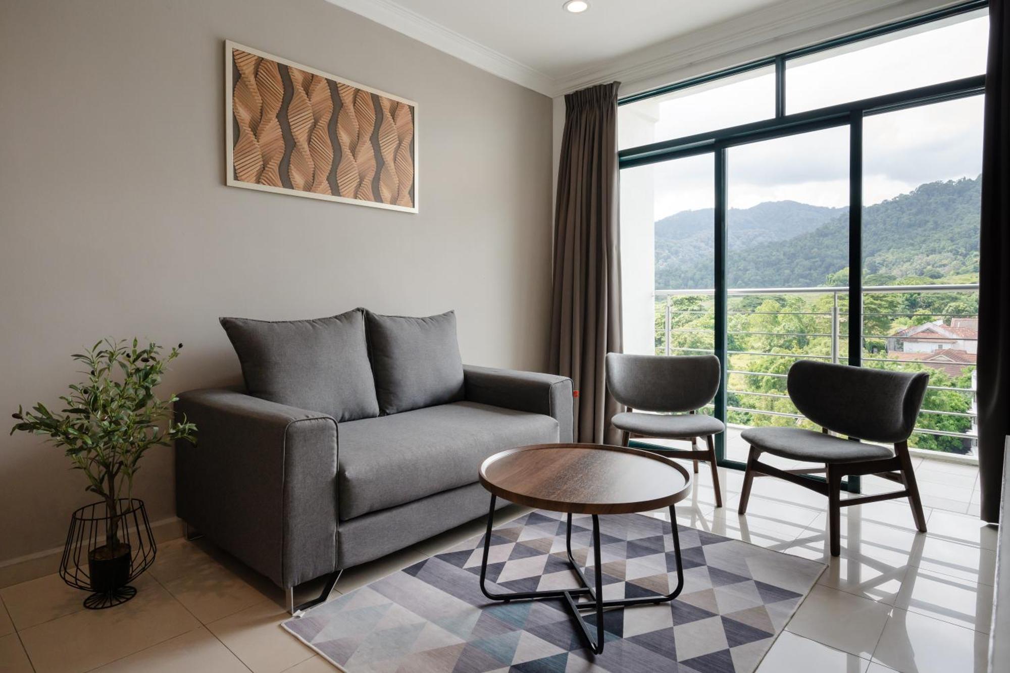 Golden View Serviced Apartments Tanjung Tokong Bagian luar foto