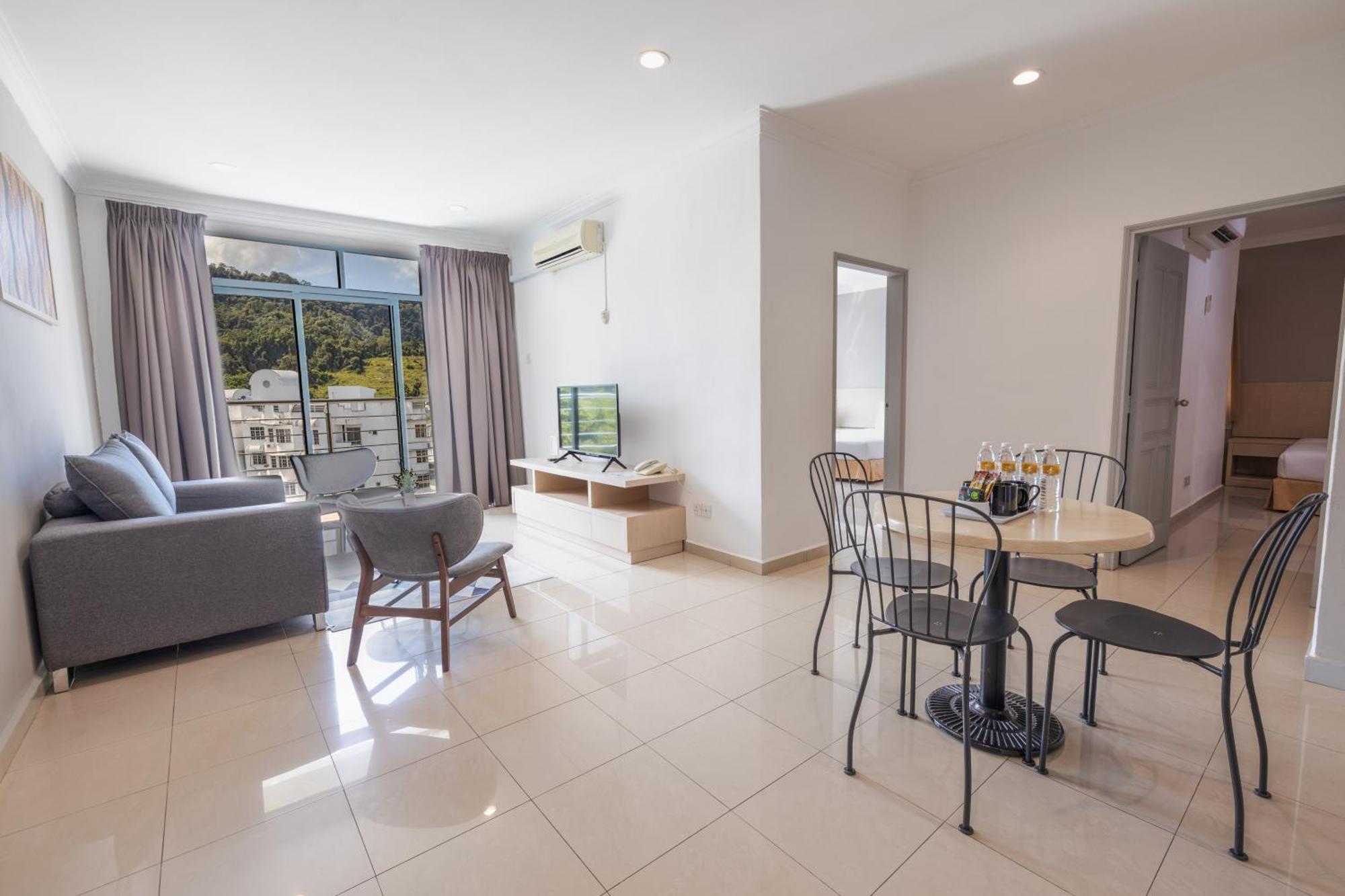 Golden View Serviced Apartments Tanjung Tokong Bagian luar foto