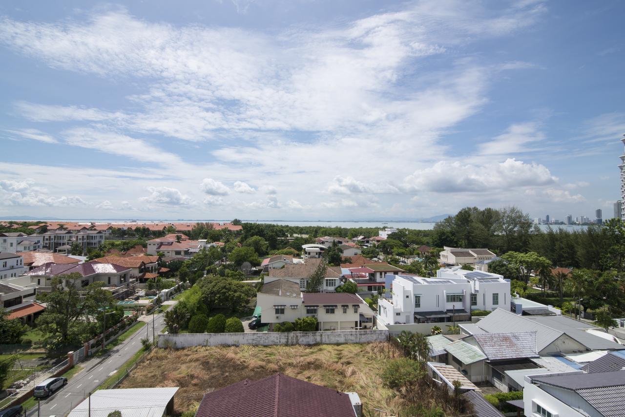 Golden View Serviced Apartments Tanjung Tokong Bagian luar foto
