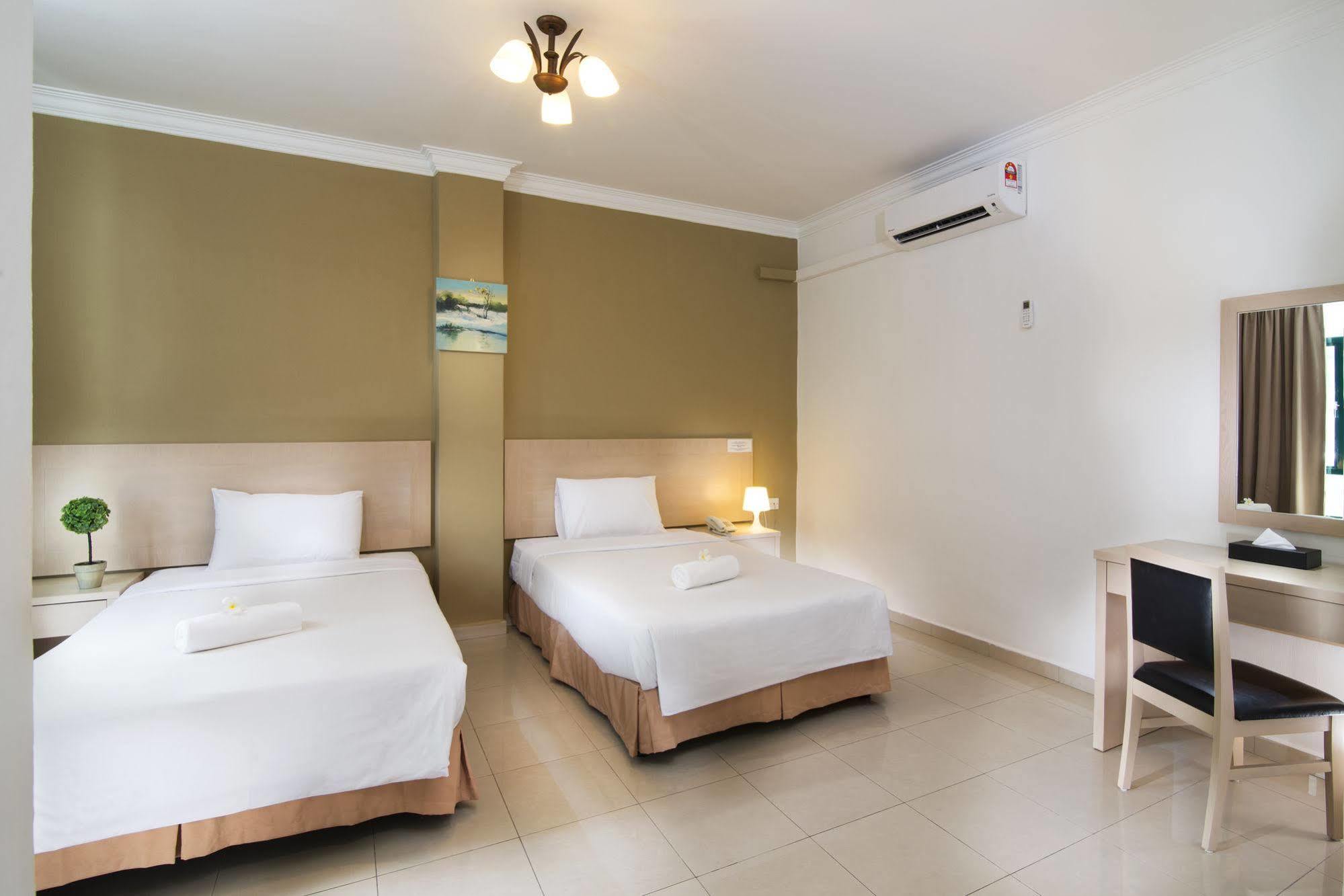 Golden View Serviced Apartments Tanjung Tokong Bagian luar foto